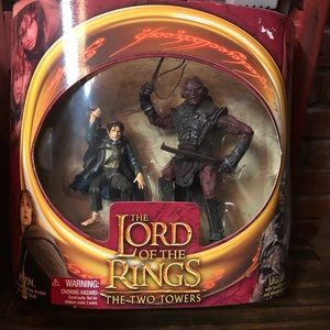 Lord of the Rings action Figures Ugluk and Pippin